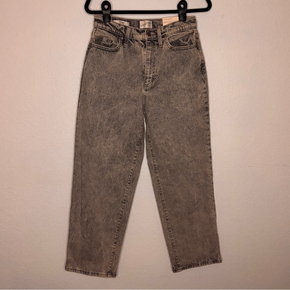 iversal Thread Vintage Straight Jeans Women’s 4 (27W) NWT